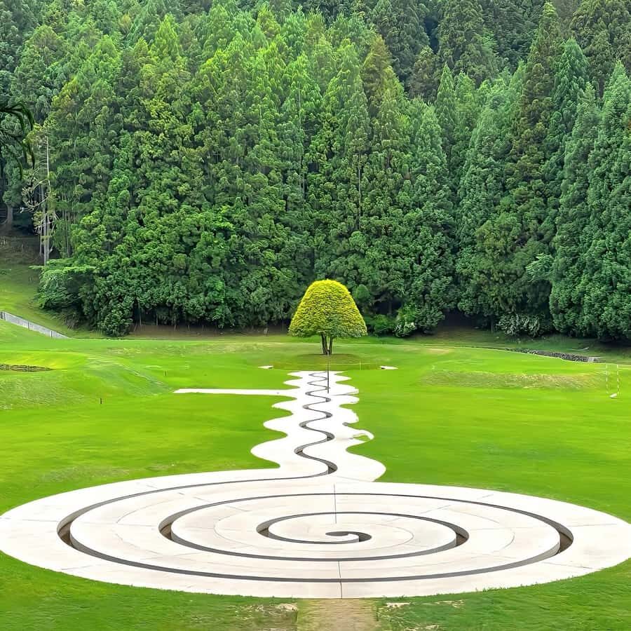 Osaka: Naras Hidden-gem Temples, Art Forest Day Tour - Deep Dive into Key Stops