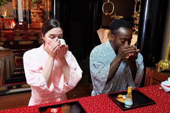 Osaka Temple: Evening Zen ChillExclusive fall plans60min - Who Should Consider This Tour?