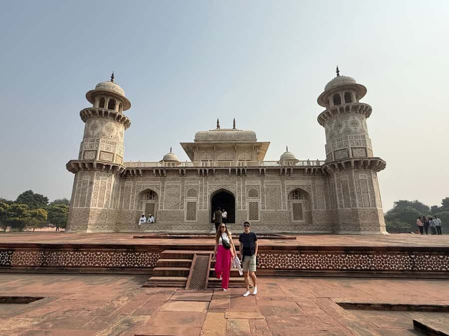 Overnight Taj Mahal & Agra Tour from Hyderabad With Flight - Detailed Review of the Overnight Taj Mahal & Agra Tour