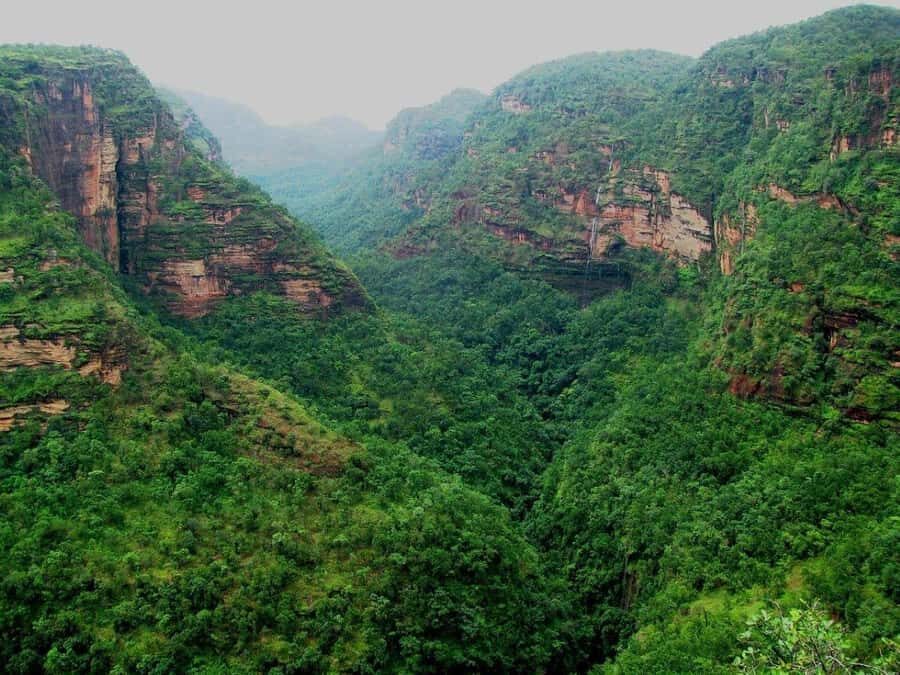 Pachmarhi Same-Day Tour: Nature, Caves & Waterfalls - Detailed Itinerary Breakdown