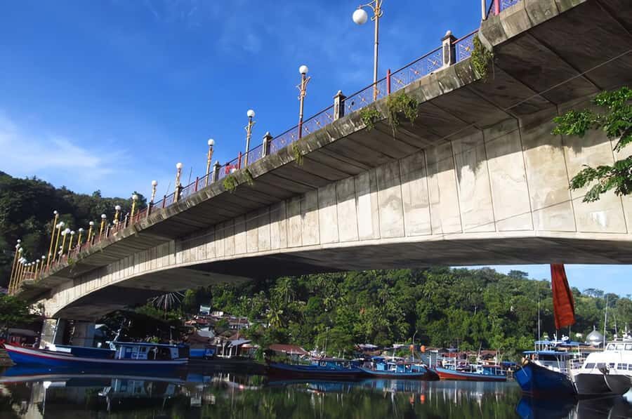 Padang : 3 Days Exploring Iconic Place of Padang - Travel and Practicalities
