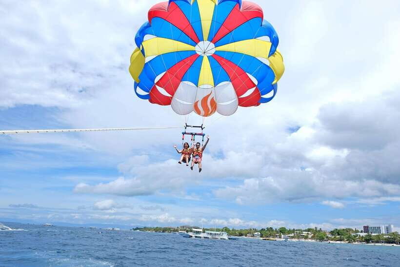 Panglao: Solo or Tandem Parasailing Experience near Alona - The Experience Itself: Flying Above Paradise