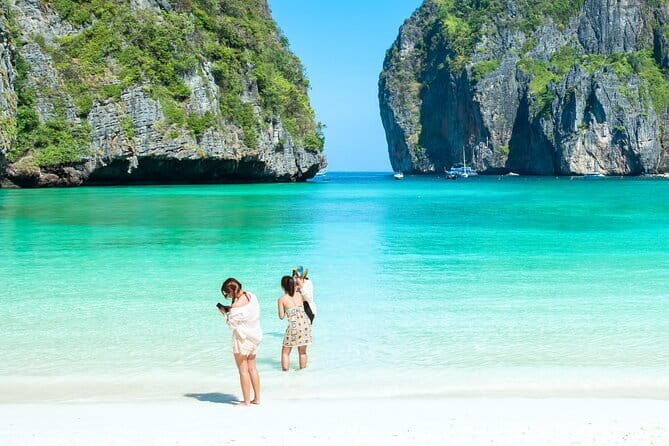 Phi Phi with Maya and Bamboo Island Day Trip by Speedboat - Transportation & Group Size