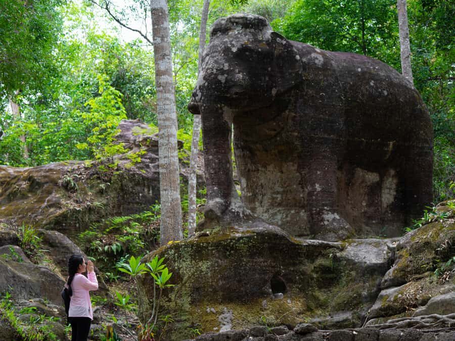 Phnom Kulen: Motorbike Adventure to Lost City Temples - What to Pack and Prepare