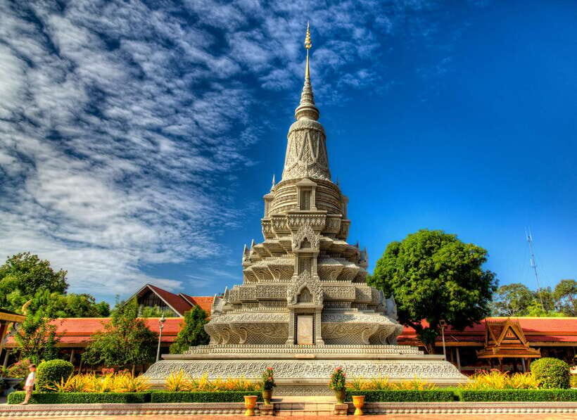 Phnom Penh: Private Walking Tour with a Local - What to Expect on Your Tour