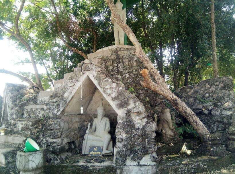 Phnom Penh: Udong Hill, Long Vek, and Phnom Reap Day Tour - Practicalities & Value