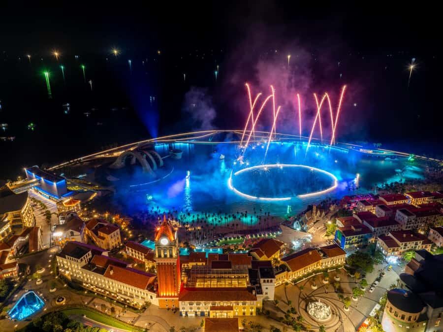 Phu Quoc: Symphony of the Sea with Jetski & Fireworks Show - What to Expect from the Symphony of the Sea