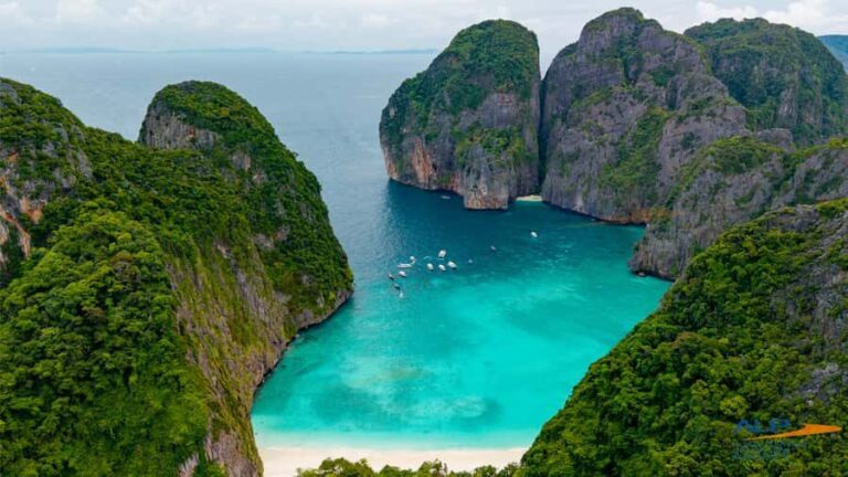 Phuket: Phi Phi Islands Premium Catamaran Tour Max 28 pax - Practical Details and Why They Matter