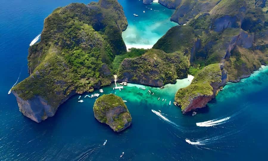 Phuket: Phi Phi & Maya Bay Speedboat Day Trip with Lunch - Who Will Love This Tour?