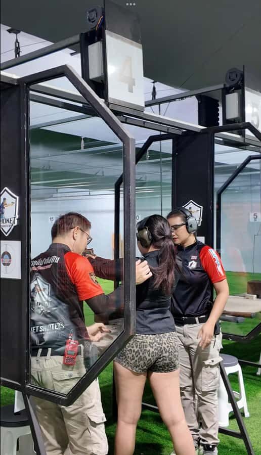 Phuket: Shooting Experience with Professional Instructors - Why This Experience Might Be Perfect for You