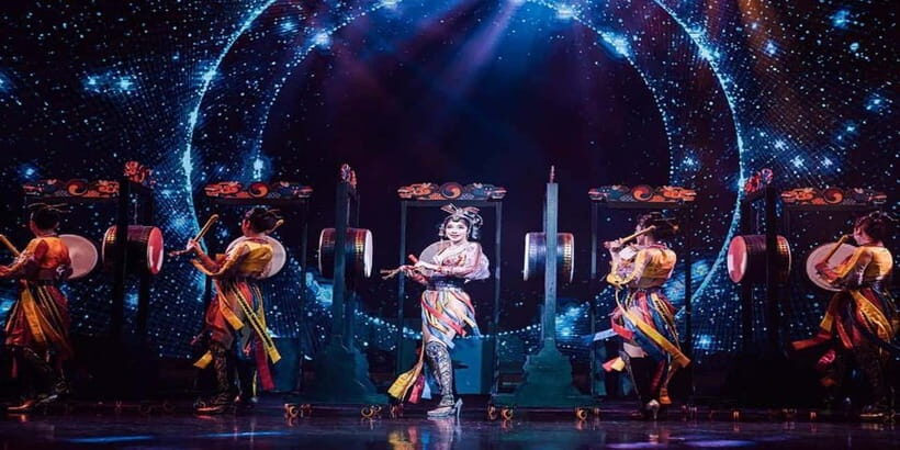 Phuket: Simon Cabaret Show Admission Ticket - The Show Format and Highlights