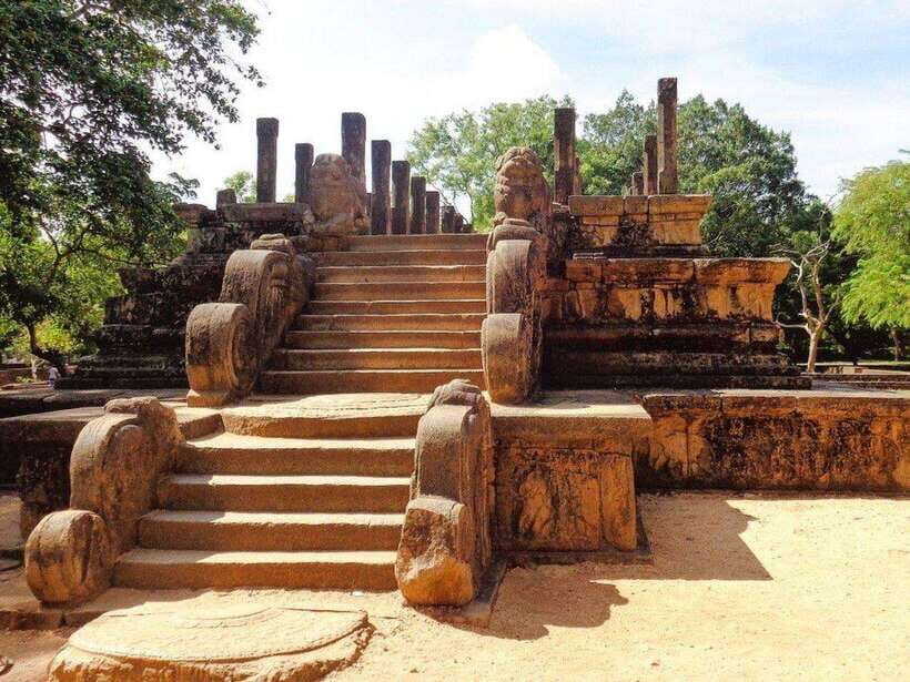 Polonnaruwa: Private Guided Cycling Tour - Why This Tour Stands Out