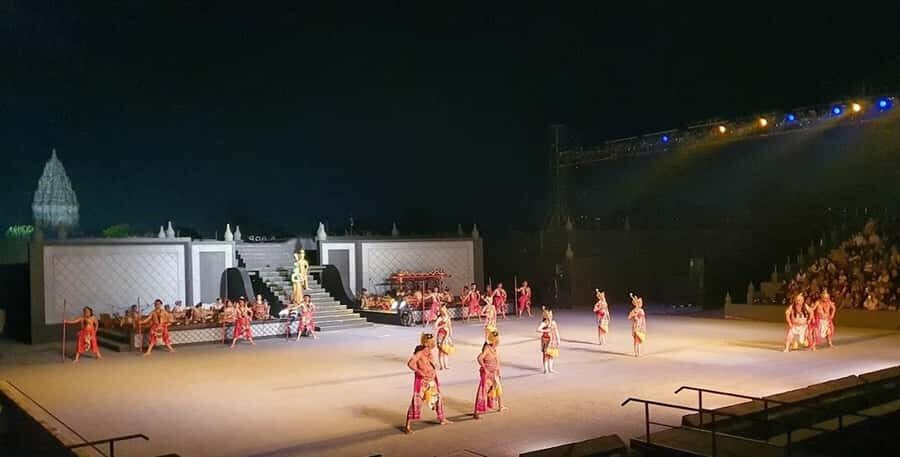 Prambanan, Hidden temple, & Ramayana Ballet perfomance - The Logistics: How It All Comes Together