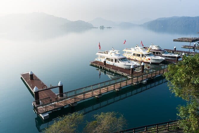 Private 9-Hour Sun Moon Lake Leisure Tour from Taichung ()! - Practical Details and What You Should Know