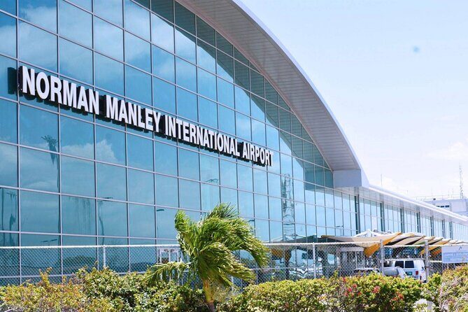 Private Airport Transfer of Norman Manley and Kingston Hotels - What to Expect on the Journey