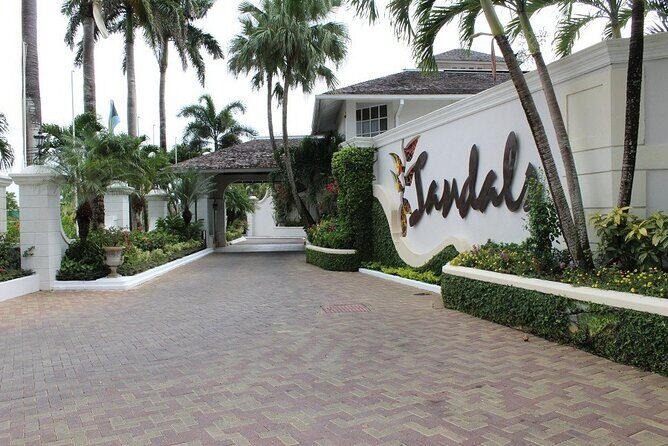 Private Airport Transfer to Sandals Negril Resort - The Booking and Pickup Experience