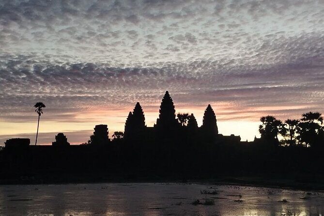 Private Angkor Wat Sunrise Small Tour - Detailed Itinerary Breakdown