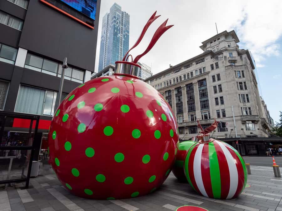 Private Christmas Walking Tour in Auckland City Lights - An Honest Look at the Auckland Christmas Lights Walking Tour