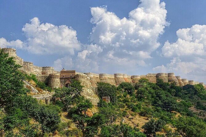 Private Day Trip from Udaipur to Kumbhalgarh Fort and Ranakpur - Authentic Experiences and Hidden Gems