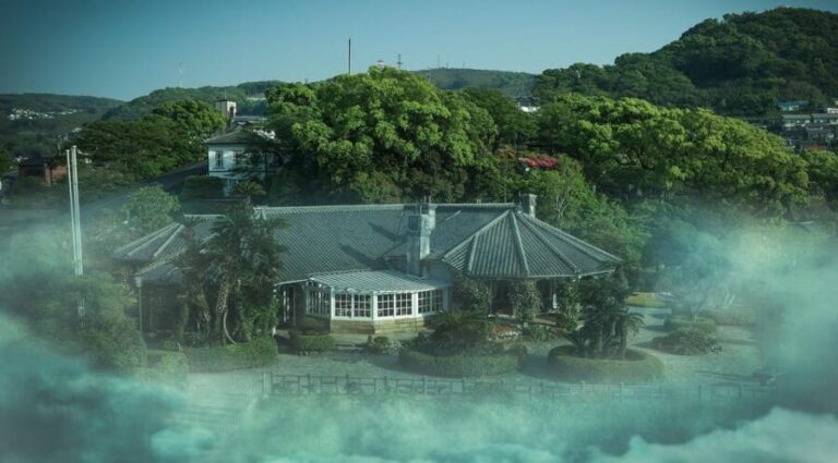 Private Day Trip to Nagasaki city from Fukuoka with Bus - Detailed Breakdown of the Itinerary