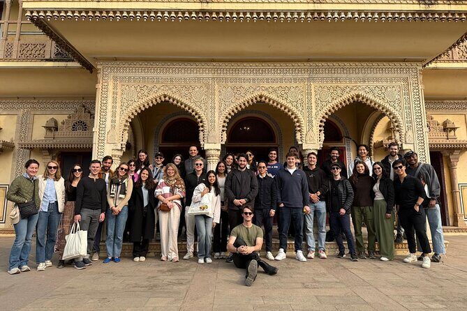 Private Full Day Jaipur Tour with Jhalana Safari - Transportation & Guide Experience