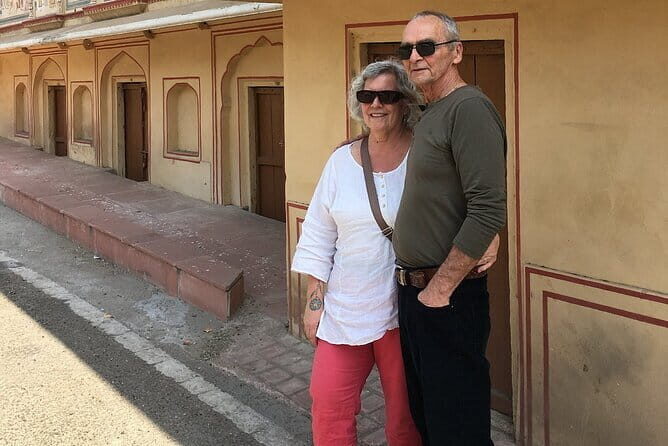 Private Full Day Tour of Jaipur Historical and Heritage Places - What’s Included and What’s Not