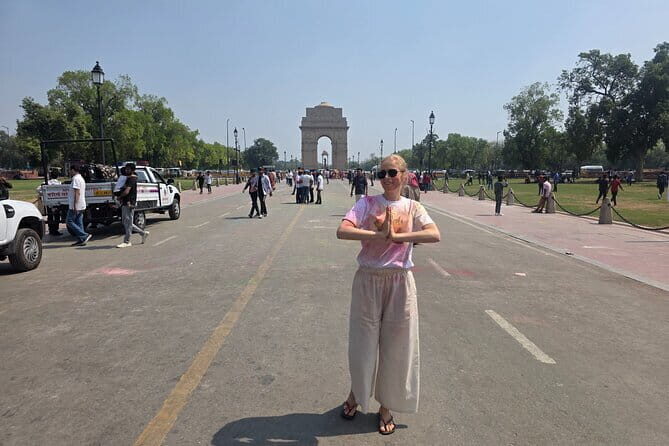 Private Guided Full Day Tour Of Old And New Delhi - Including Value and Comfort