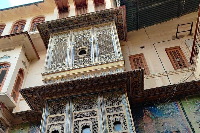 Private Historical Walking Tour in Nasiyan Jain Temple - Practical Details: What to Expect