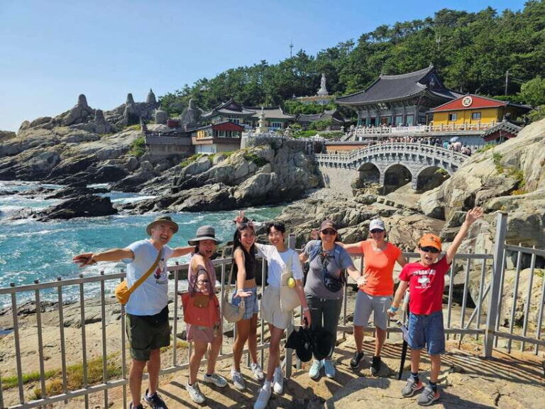 Private Minibus Tour in Busan for Cruise Guests 8-17 People - What Reviewers Say