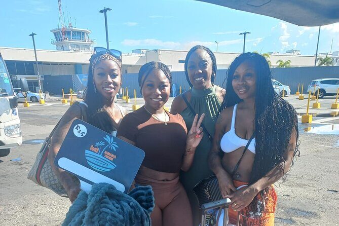 Private Montego Bay Airport Transfer to Negril Hotels - Vehicles and Comfort