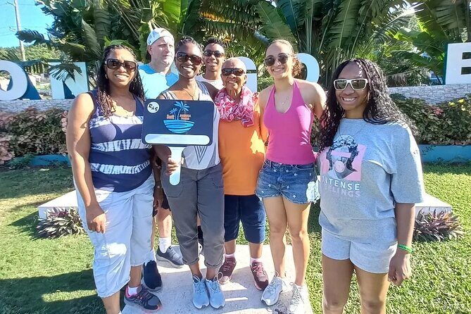 Private Montego Bay Airport Transfer to Royalton Blue Waters - The Booking and Pickup Experience