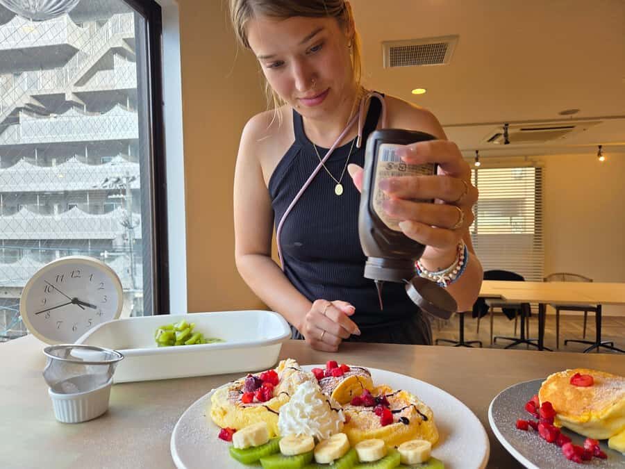Private: Osaka's Fluffiest Soufflé Pancake Class with Tea - The Experience in Detail