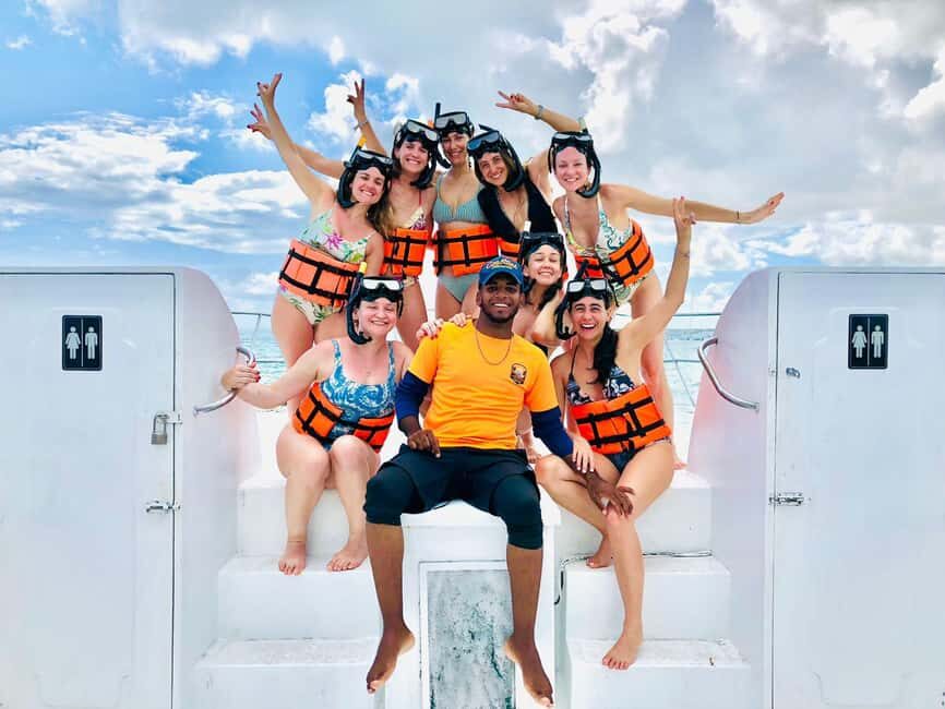 Private Party Boat Tour with Drinks and Snacks in Punta Cana - Setting Sail in Punta Cana: What to Expect from the Tour