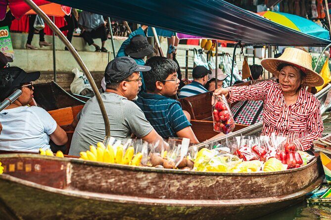 Private Tour Exclusive Floating Market and Mae klong Railway - Who Would Love This Tour?