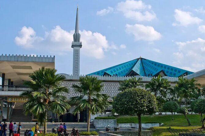 Private Tour Full Day City Explore in Kuala Lumpur *26* - Who Will Love This Tour?
