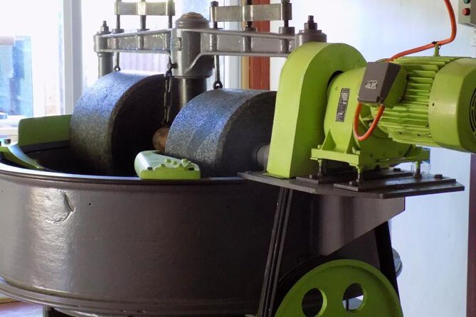 Private Tour to Aelan Chocolate Factory in Port Vila - The Experience from Review Insights