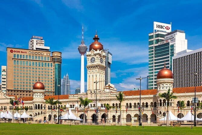 Private Tour to Kuala Lumpur and Exploring Batu Caves Selangor - Who Should Consider This Tour?