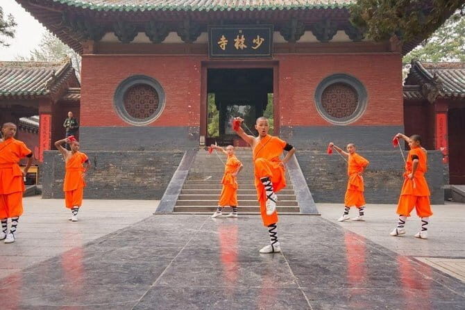 Private tour to Longmen Grottoes and Shaolin from Xi'an by train - Practical Aspects & Value