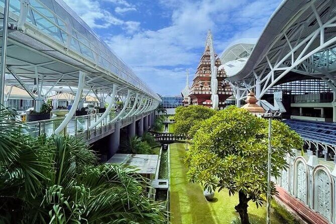 Private Transfer: Bali Airport (DPS) to Hotel - The Vehicle and Comfort