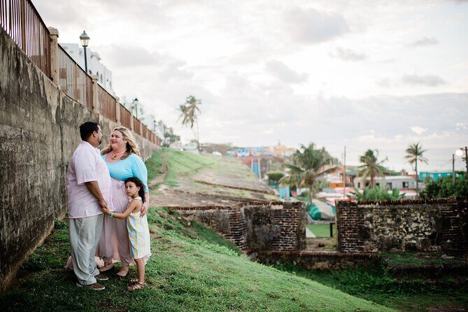 Private Vacation Photo Session with Local Photographer in San Juan - What Makes This Photo Tour Stand Out