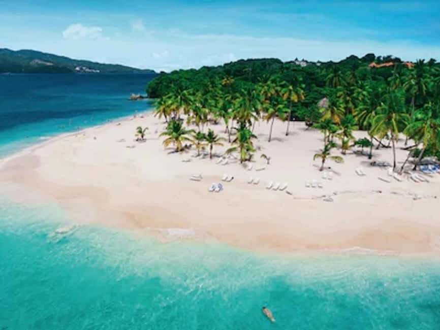 Punta Cana: Excursión a Samaná, Cayo Levantado y El Limón - Transport, Group Size, and Overall Value