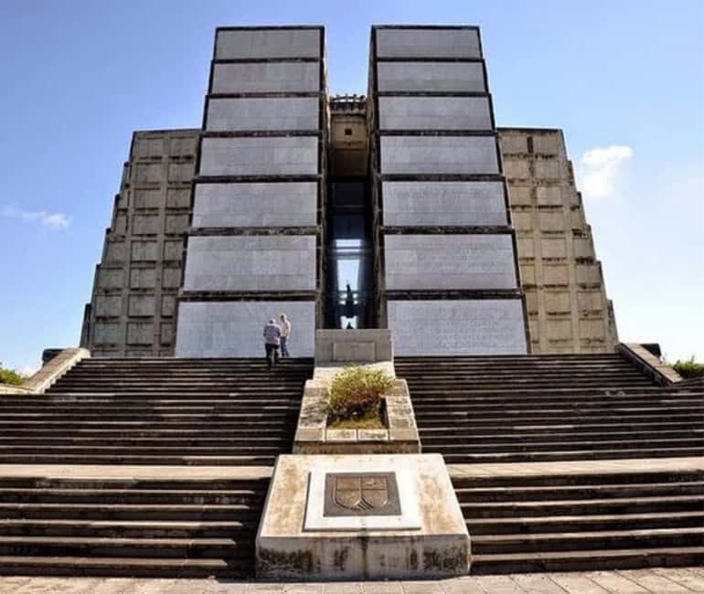 Punta Cana: Experience the essence of Santo Domingo with lunch and the Colonial Zone - Practical Details and Tips