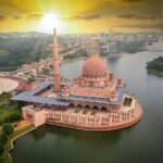 Putrajaya Pink Mosque and Blue Mosque Shah Alam Day Tour - Practical Considerations