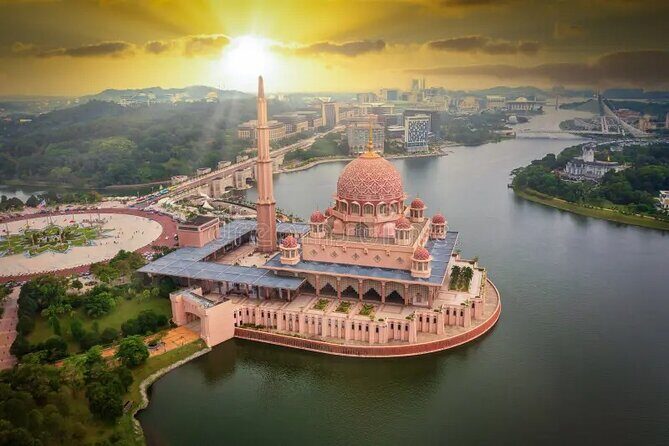 Putrajaya Pink Mosque and Blue Mosque Shah Alam Day Tour - Practical Considerations