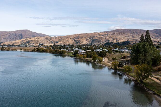 Queenstown to Dunedin with Taieri Gorge Train One-Way Tour - Who Is This Tour Best For?