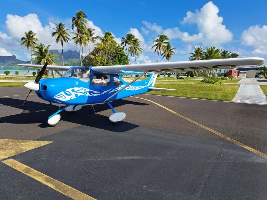 Raiatea: Bora Bora and Taha'a Private Scenic Flight one hour - Why This Tour Appeals to Different Travelers