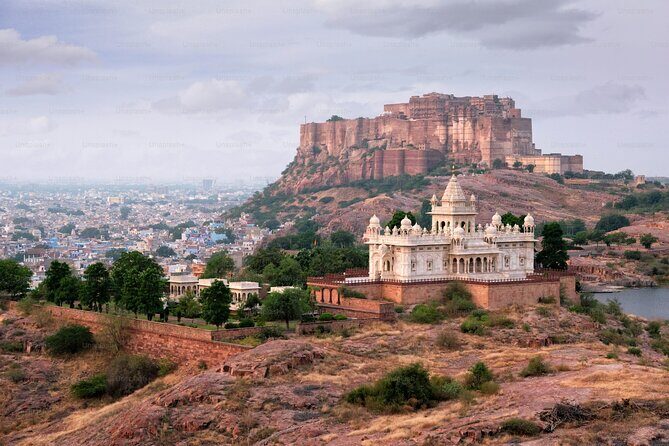 Rajasthan:- Maharaja Places of Royal Rajasthan 07- Days Tour - Transportation and Guides: What Makes or Breaks the Tour