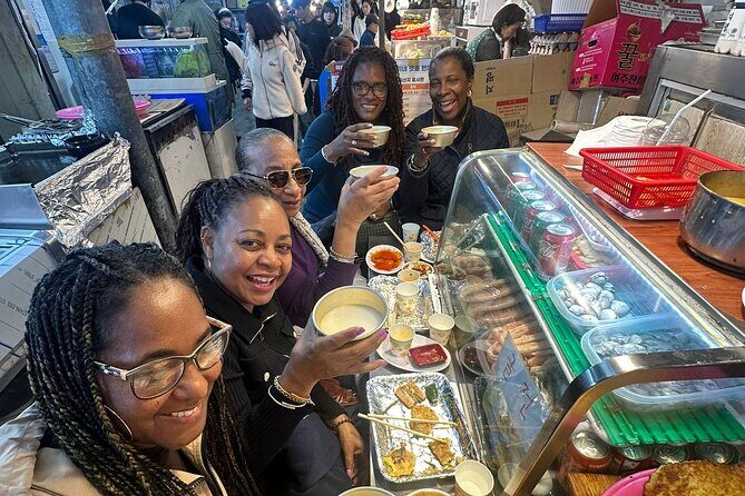 Real traditional market Dongmyo Flea & Gwangjang market tour - Exploring Seoul’s Hidden Gems: An Authentic Market Tour