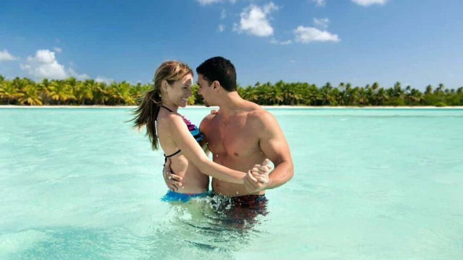 Samana Whale watching and Bacardi Island from Punta Cana - Savoring Dominican Flavors: The Lunch Experience