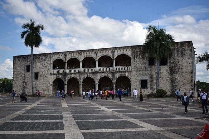 SANTO DOMINGO/ City tour - the best Adventures & traditional - Transportation and Group Details
